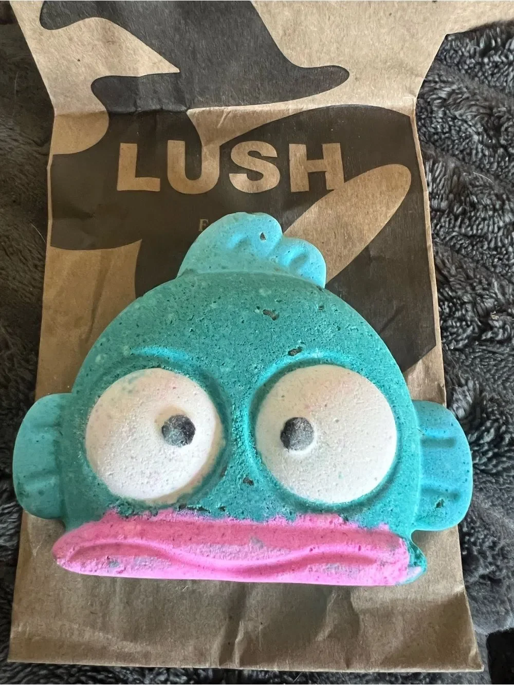 Lush x Sanrio HANGYODON LIMITED EDITION BRAND NEW BATH BOMB 4 oz